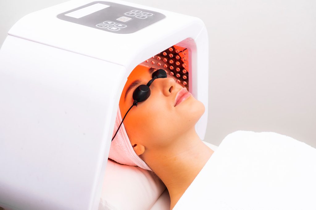 red light LED therapy treatment eczema psoriasis